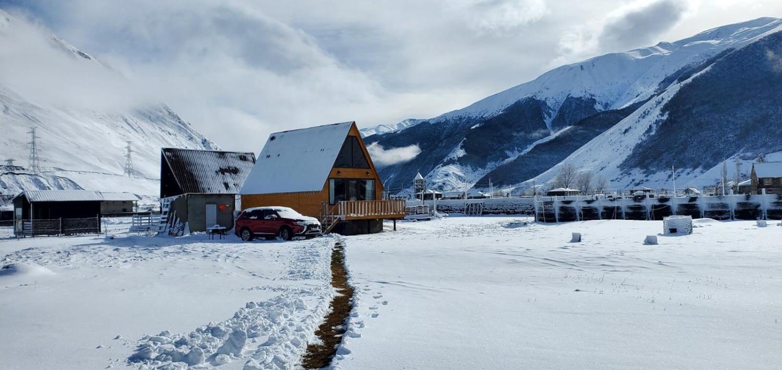 Mountain Hut In Kazbegi 빌라 외부 사진